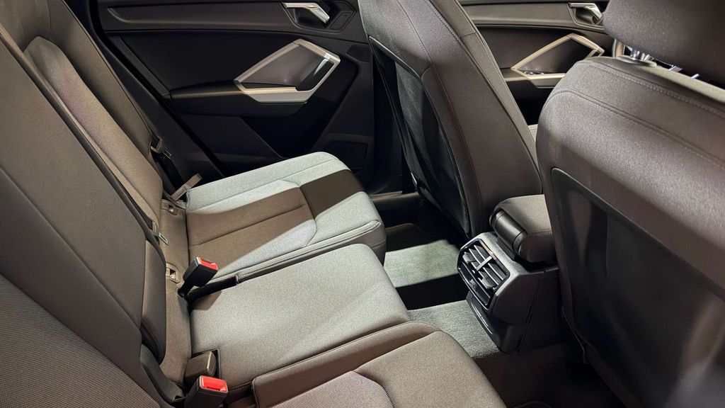 Audi Q3 2021