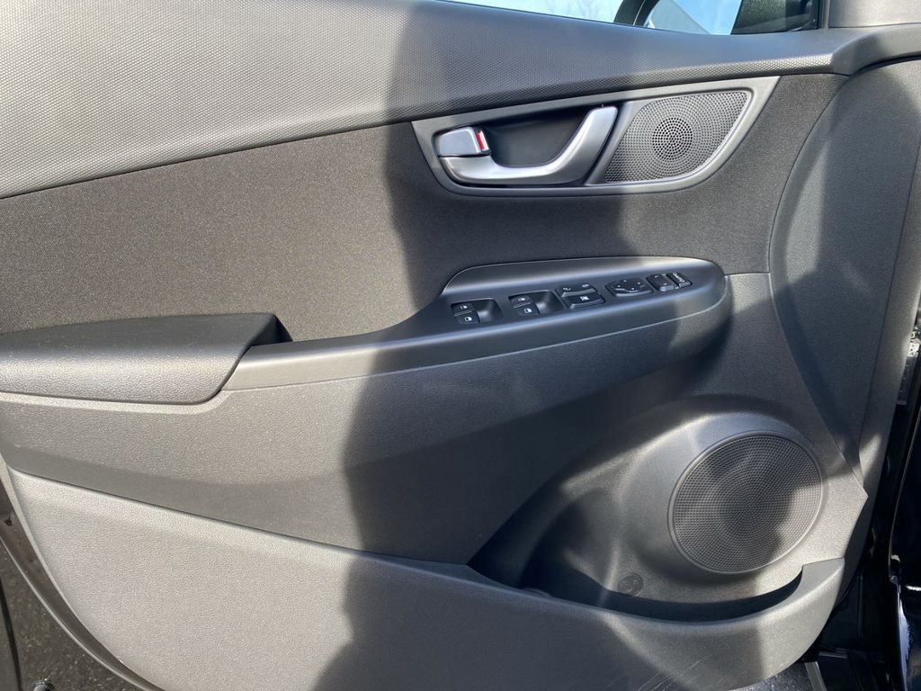 Hyundai KONA 2021