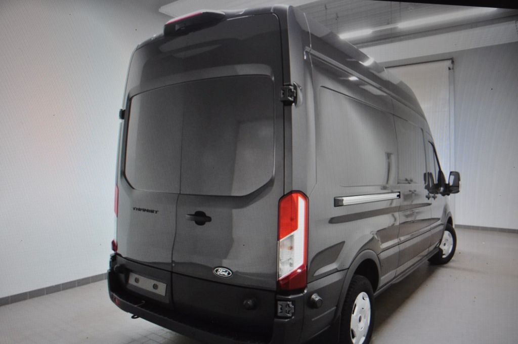 Ford Transit 2024