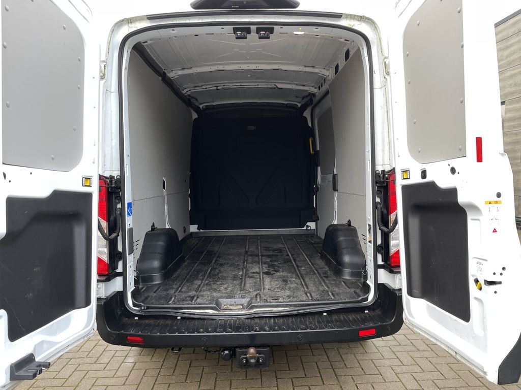 Ford Transit 2021