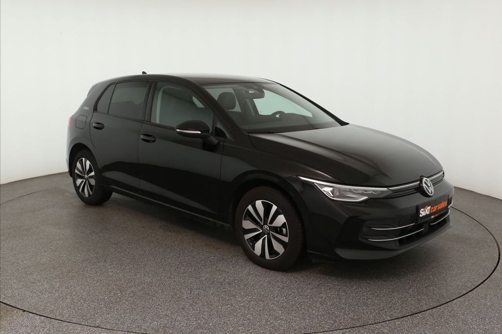 Volkswagen Golf 2025