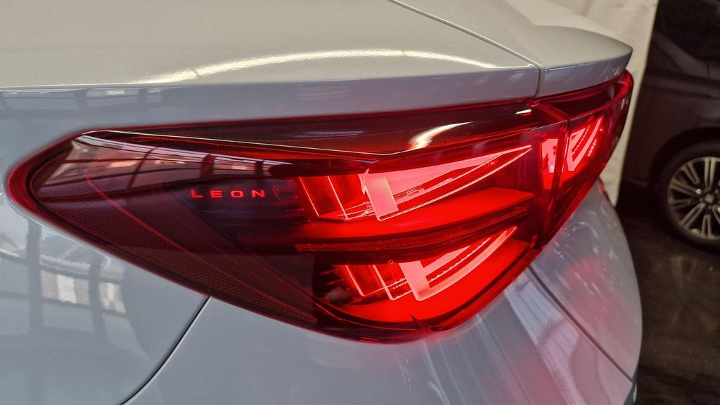 Cupra Leon 2025