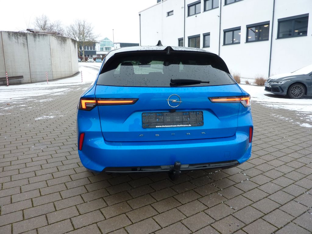 Opel Astra 2024