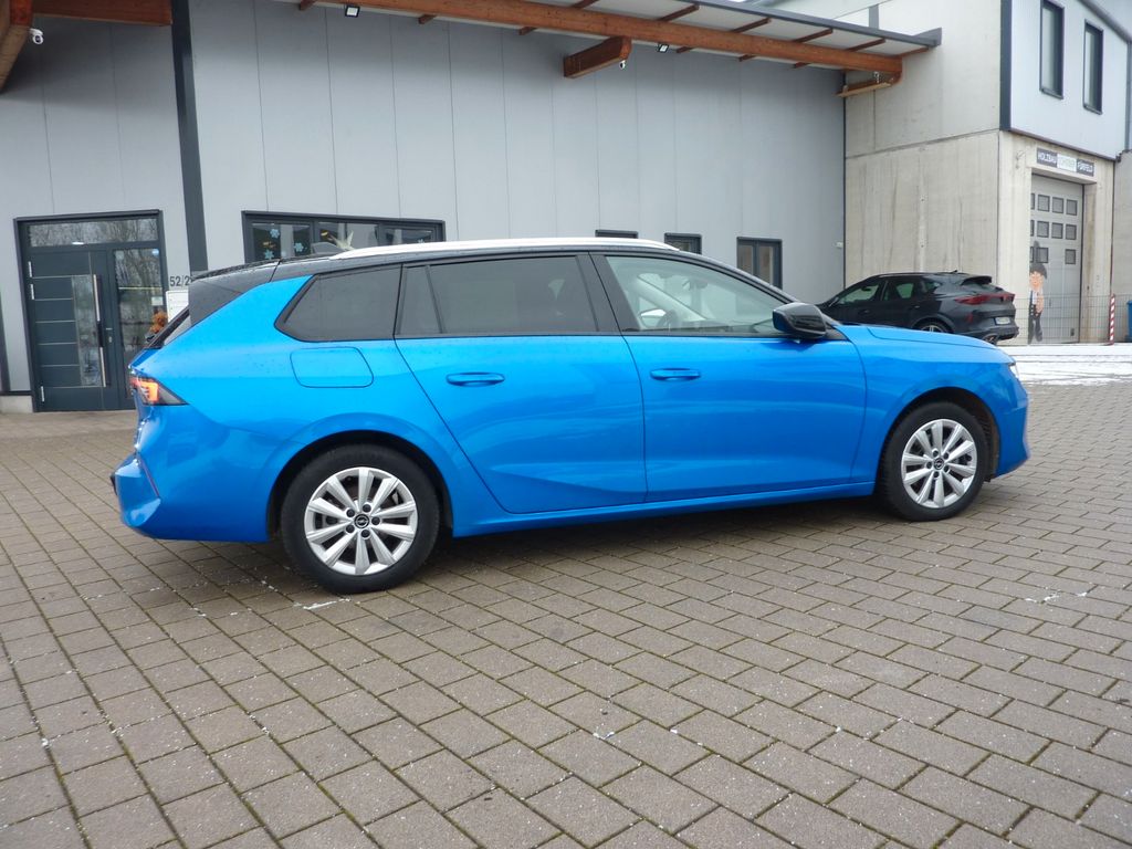 Opel Astra 2024