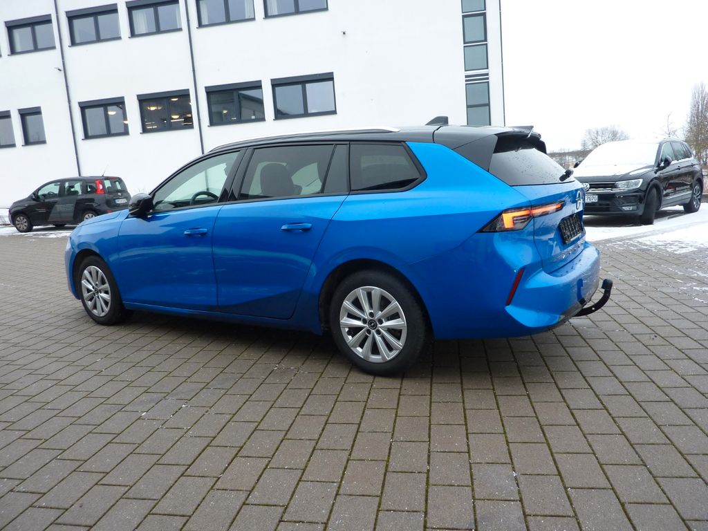Opel Astra 2024