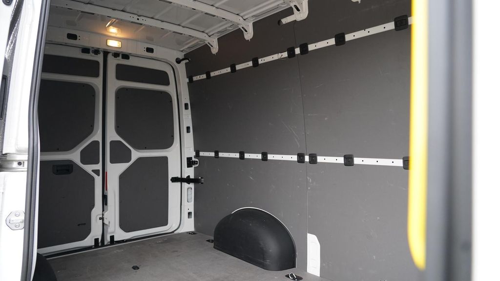 Volkswagen Crafter 2023