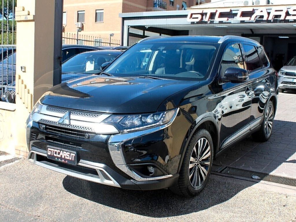 Mitsubishi Outlander 2021