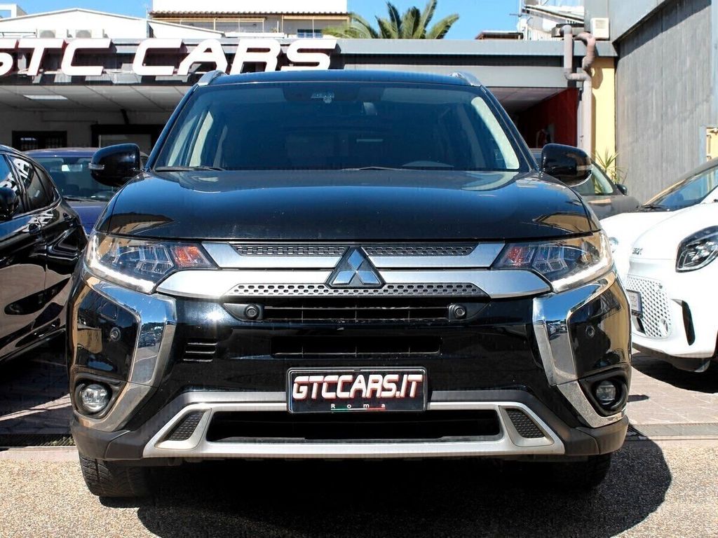 Mitsubishi Outlander 2021