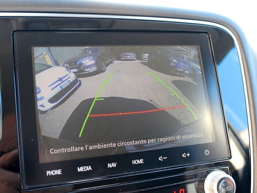 Mitsubishi Outlander 2021