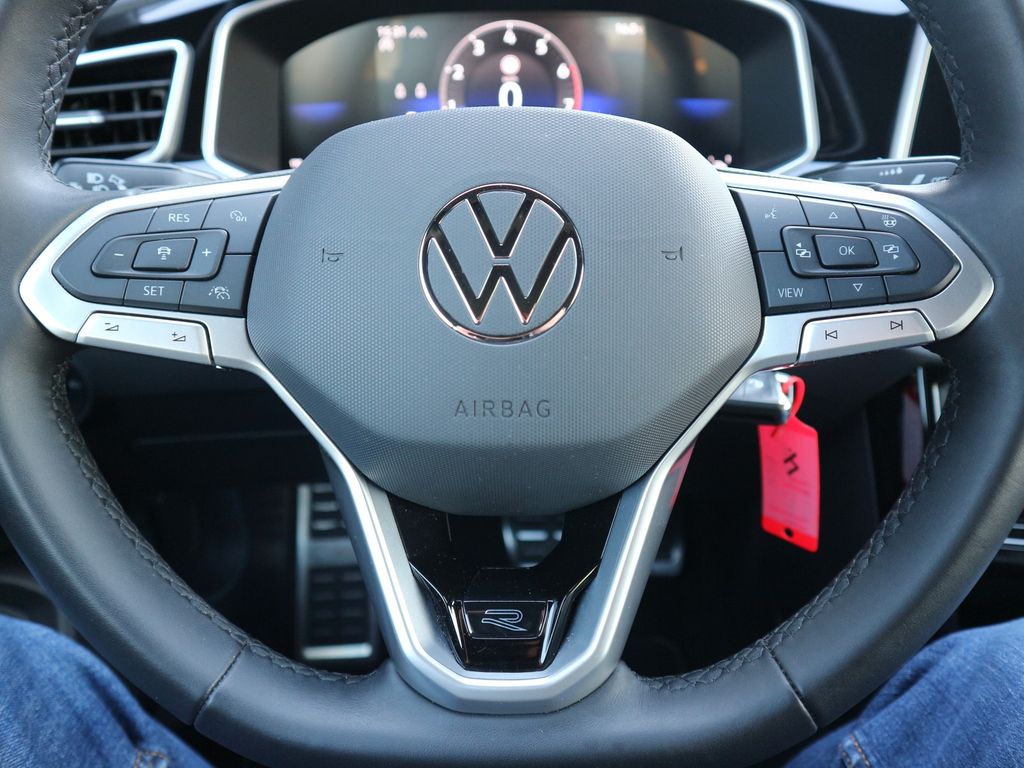 Volkswagen T-Roc 2024