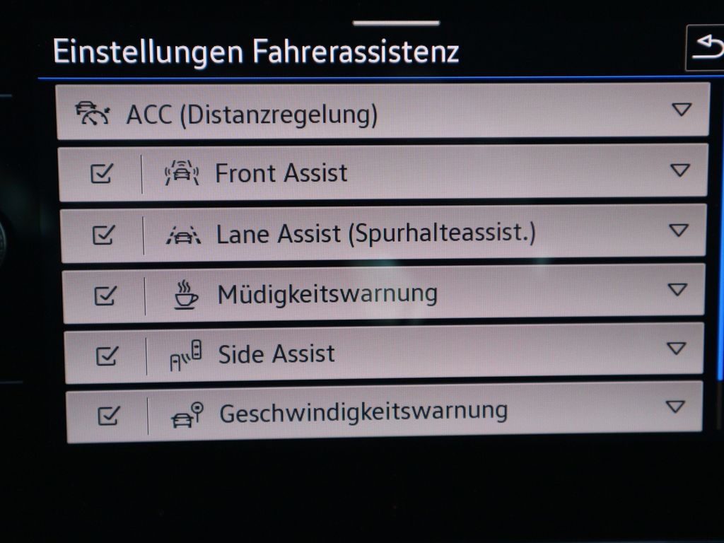 Volkswagen T-Roc 2024