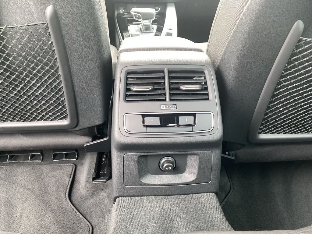 Audi A4 2024