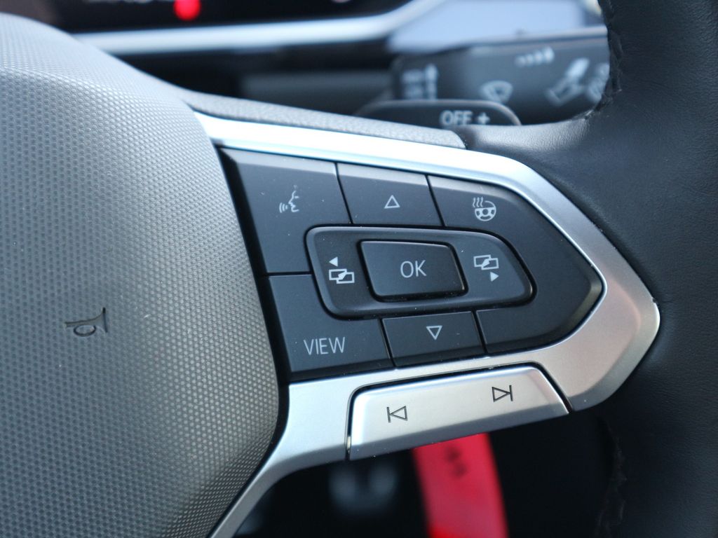 Volkswagen T-Roc 2024