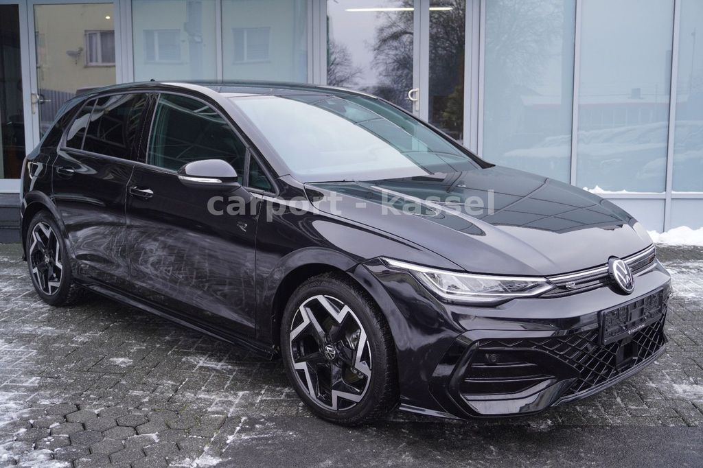 Volkswagen Golf 2025