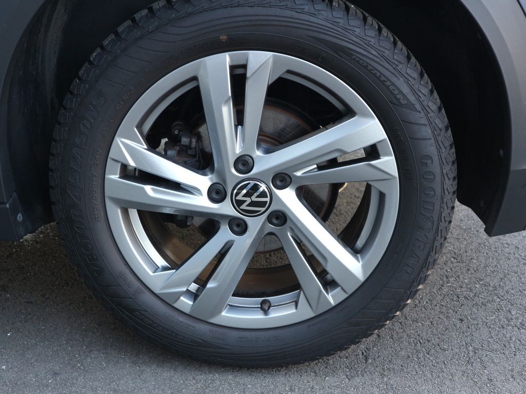 Volkswagen T-Roc 2024