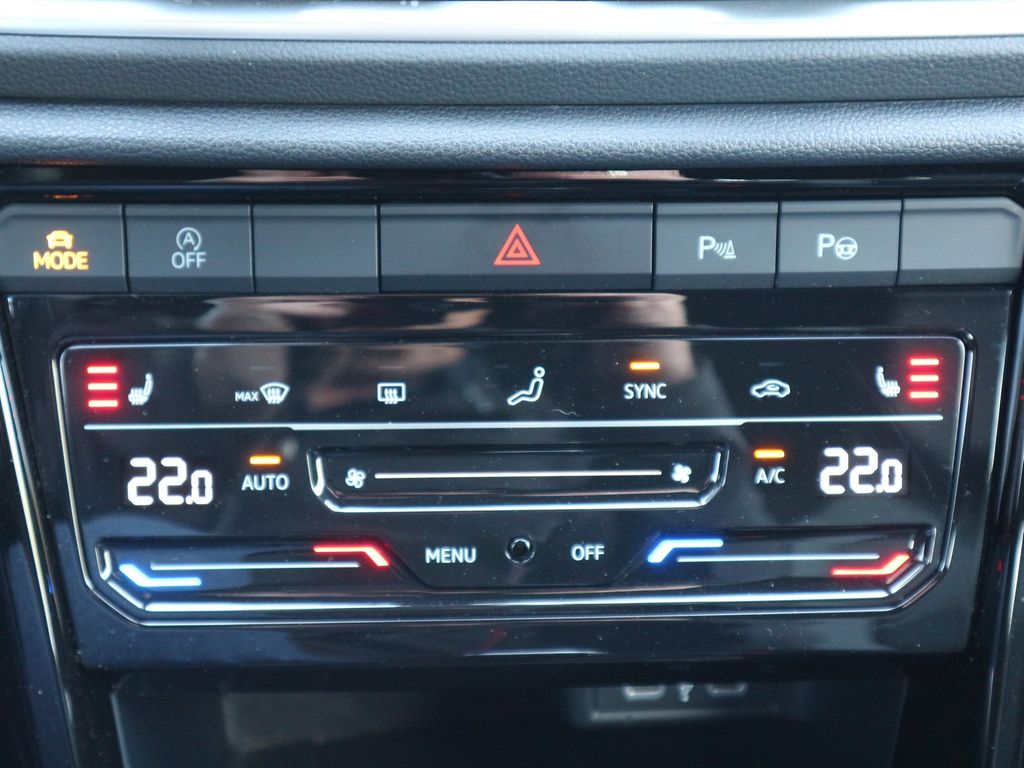 Volkswagen T-Roc 2024