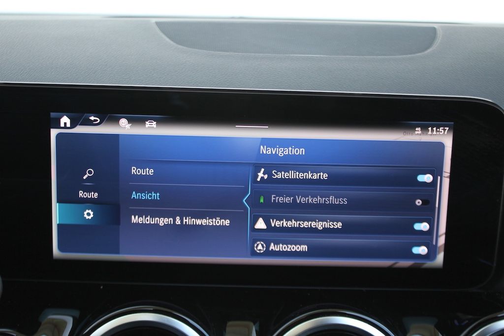 Mercedes-Benz B 180 2024