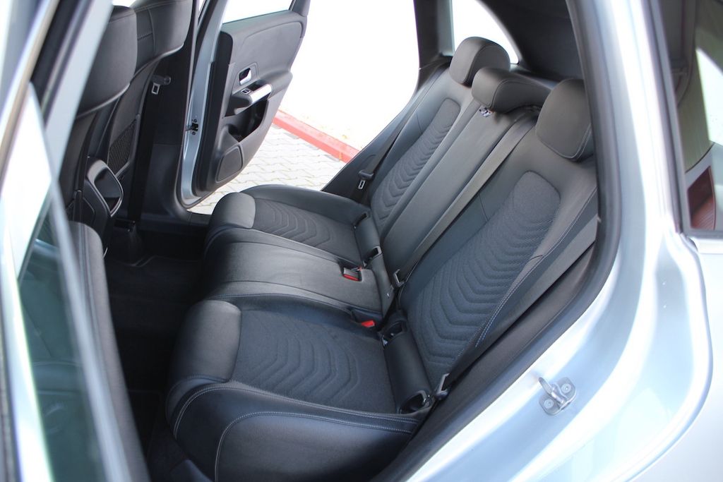 Mercedes-Benz B 180 2024