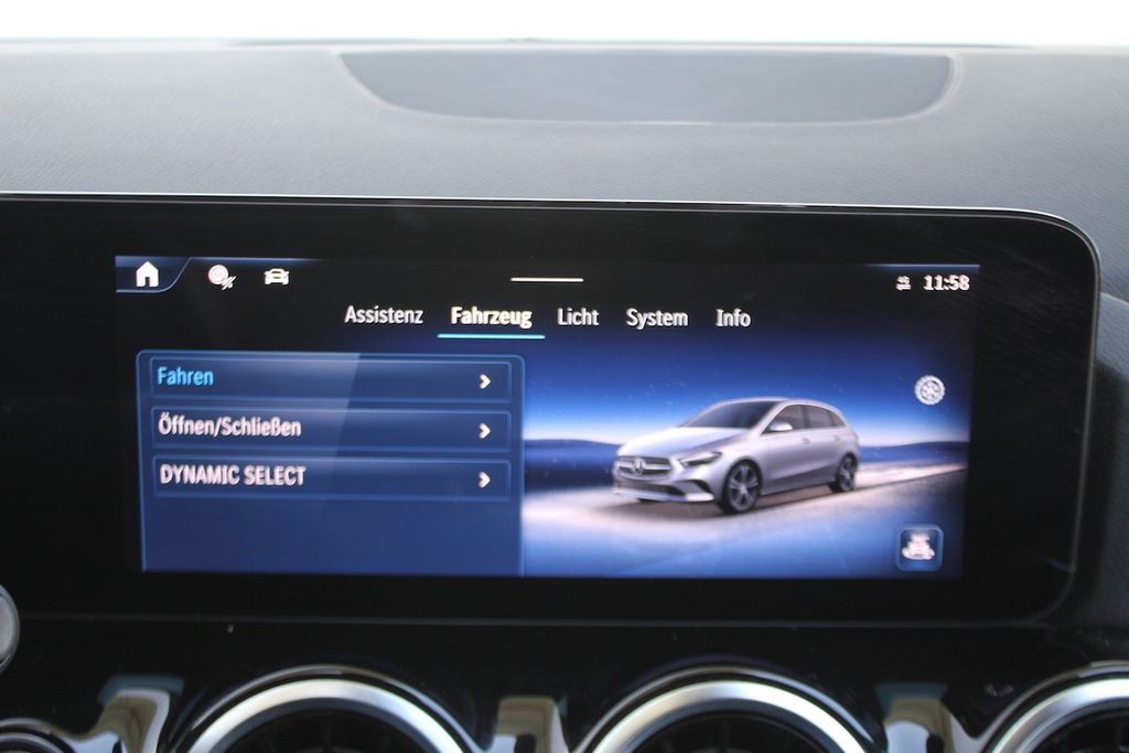 Mercedes-Benz B 180 2024