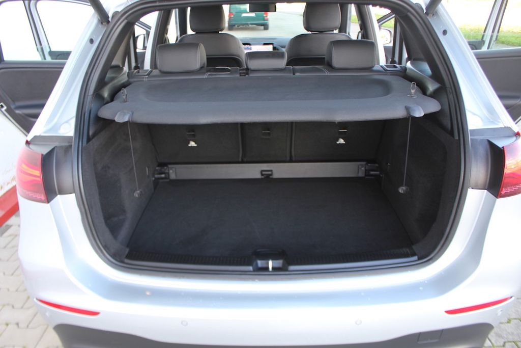 Mercedes-Benz B 180 2024