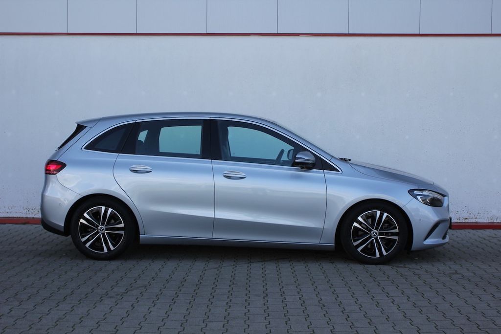 Mercedes-Benz B 180 2024