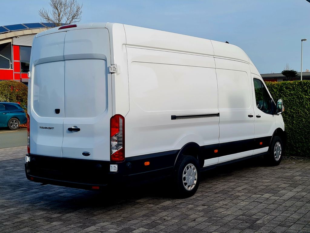 Ford Transit 2024