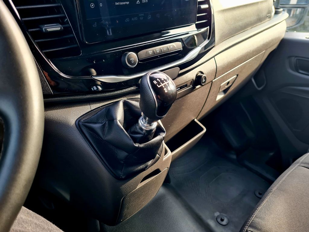 Ford Transit 2024