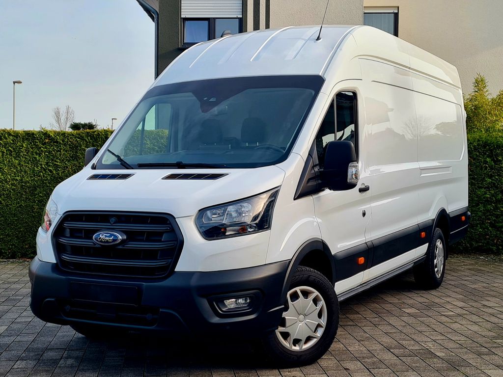 Ford Transit 2024