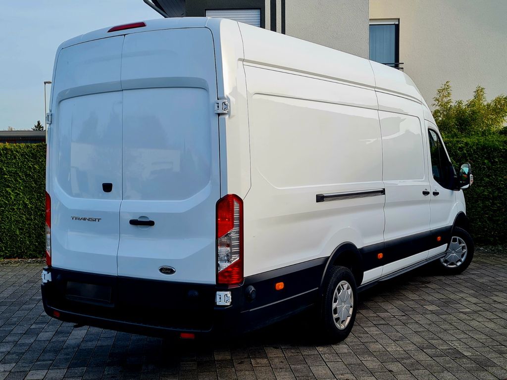 Ford Transit 2024