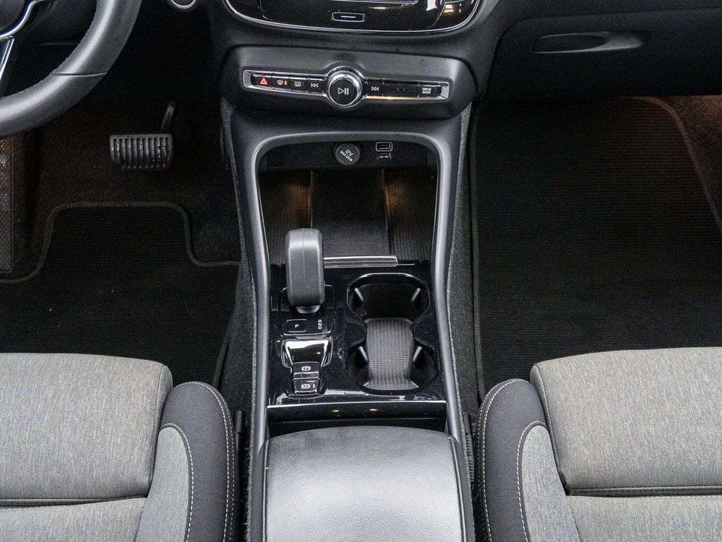 Volvo XC40 2022