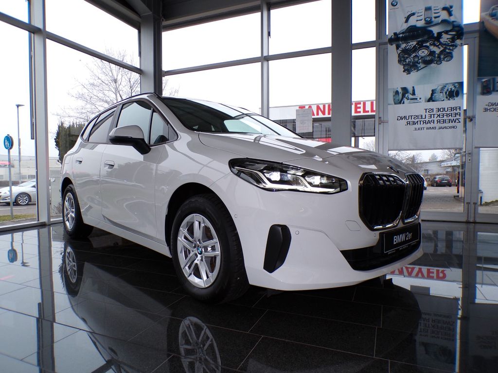 BMW 218 2024