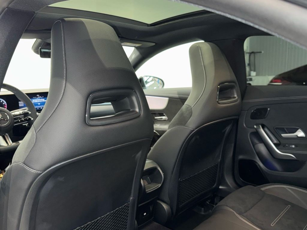 Mercedes-Benz CLA 180 2026