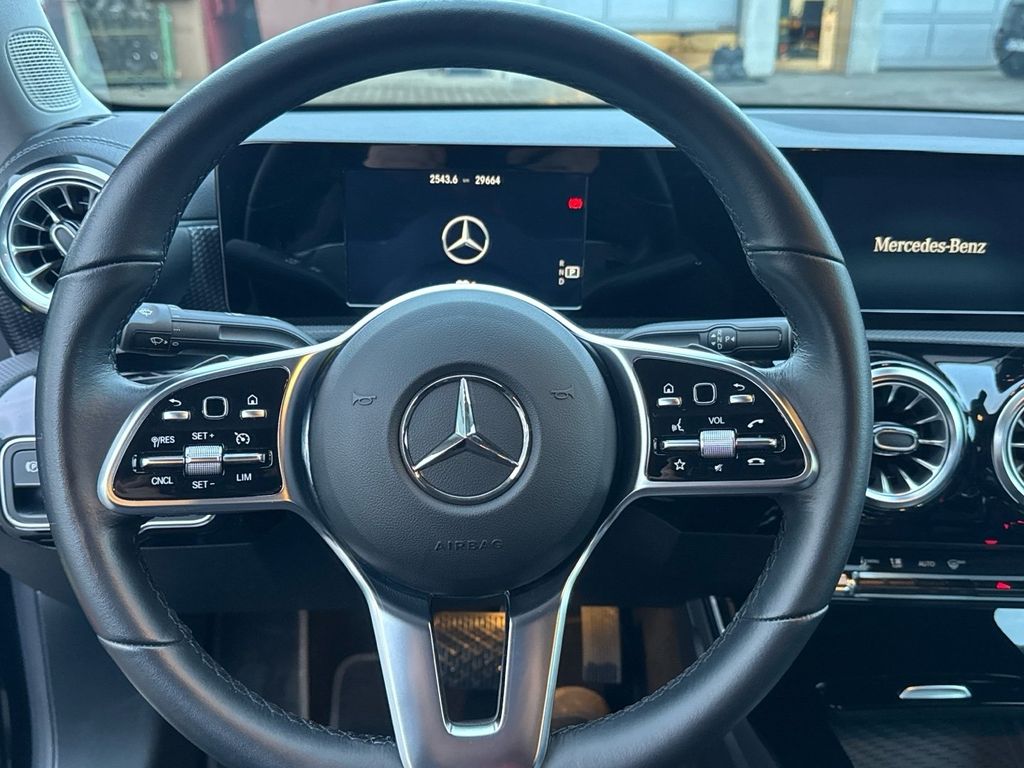 Mercedes-Benz CLA 250 2023
