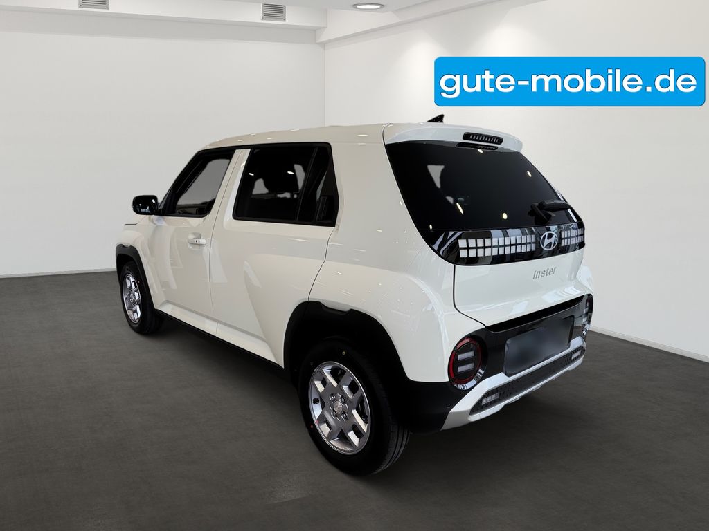 Hyundai INSTER