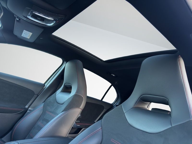 Mercedes-Benz A 250 2021