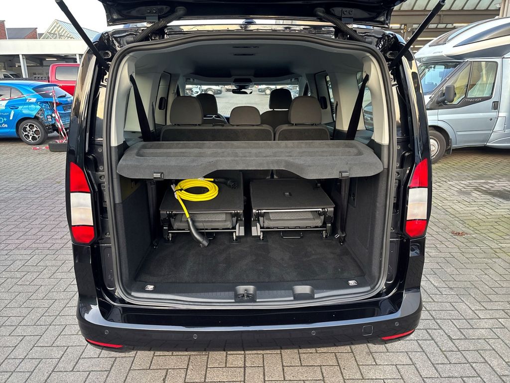 Ford Grand Tourneo