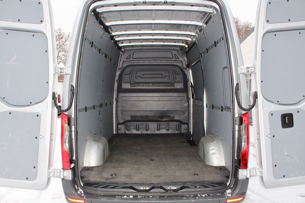 Mercedes-Benz Sprinter 2021