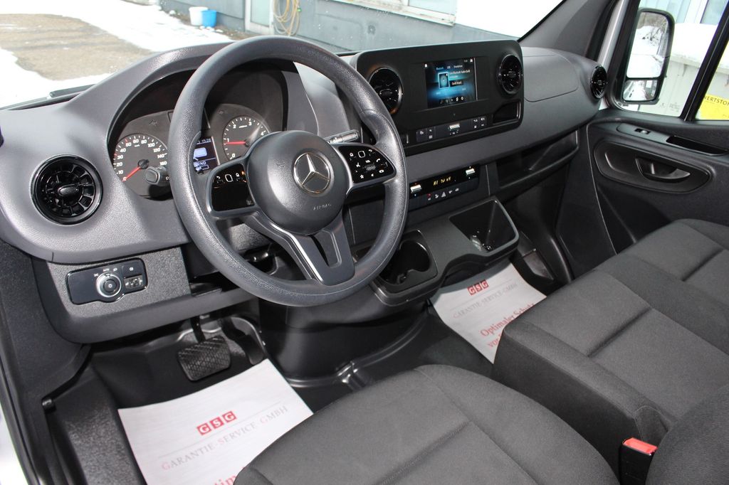 Mercedes-Benz Sprinter 2021