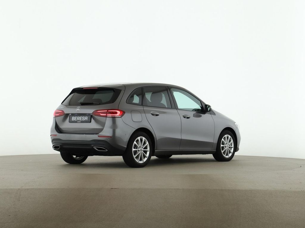 Mercedes-Benz B 250 2022