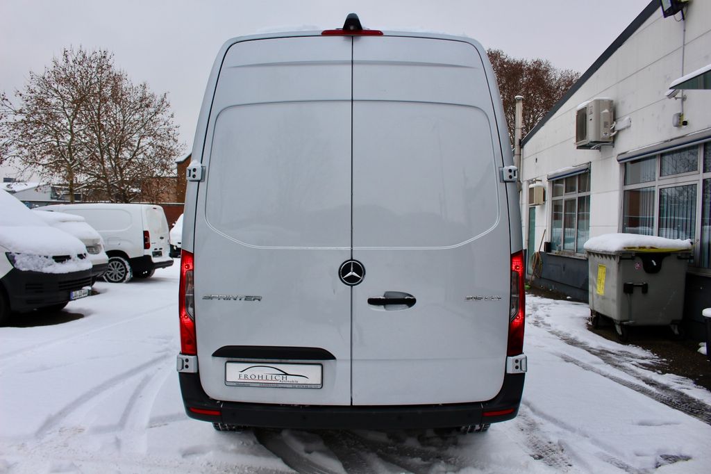 Mercedes-Benz Sprinter 2021