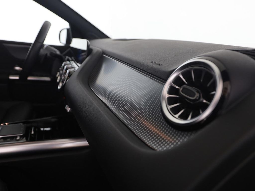 Mercedes-Benz B 250 2022