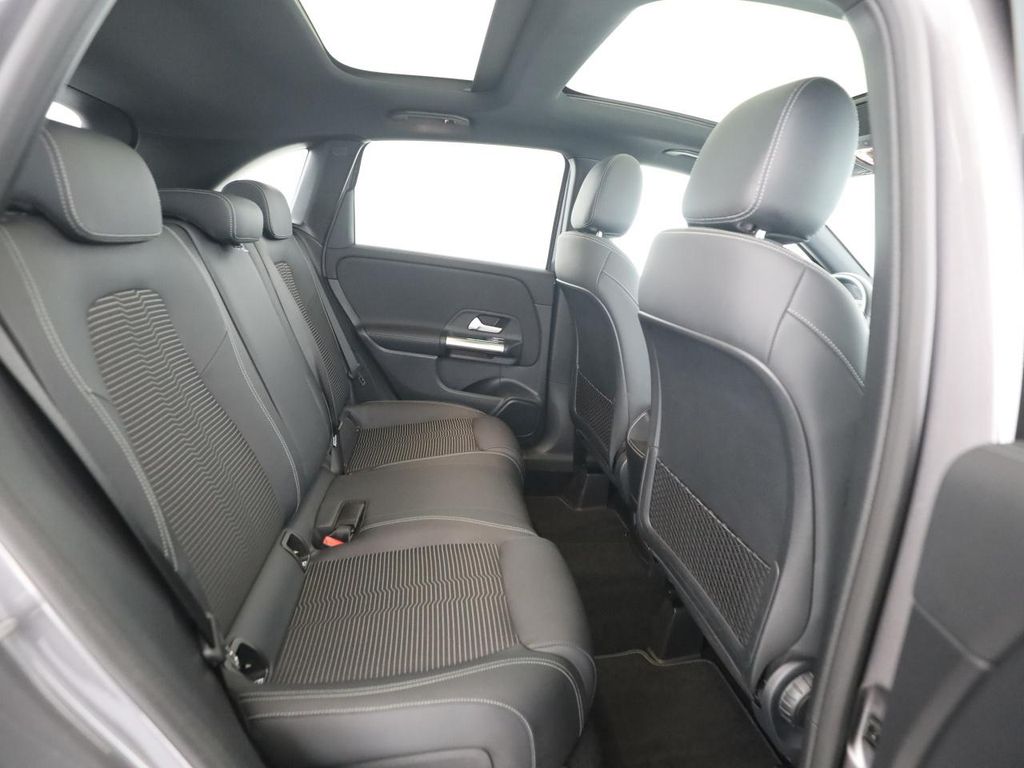 Mercedes-Benz B 250 2022