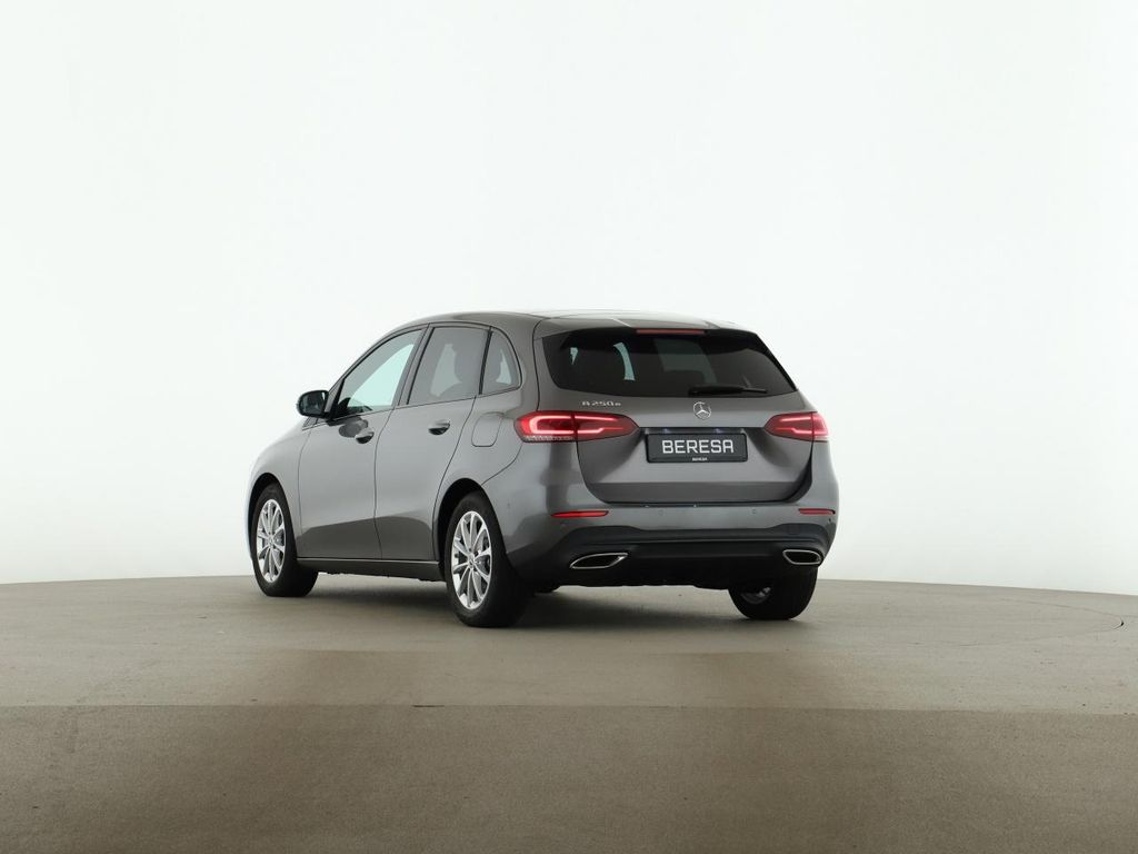 Mercedes-Benz B 250 2022