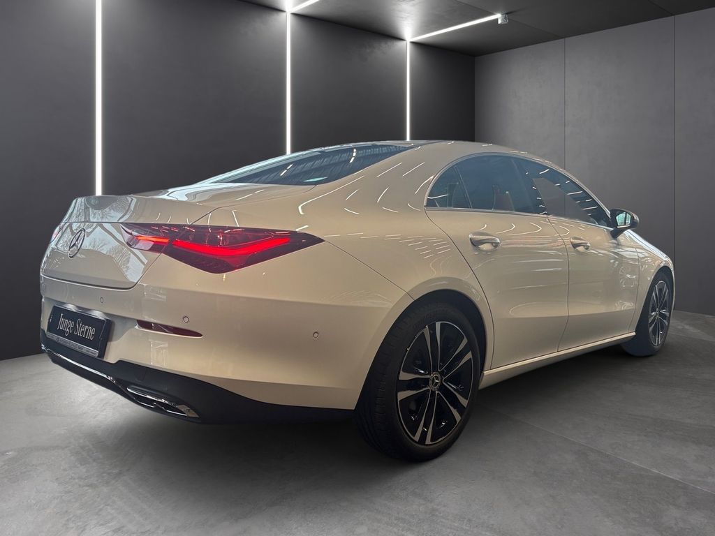 Mercedes-Benz CLA 180 2024