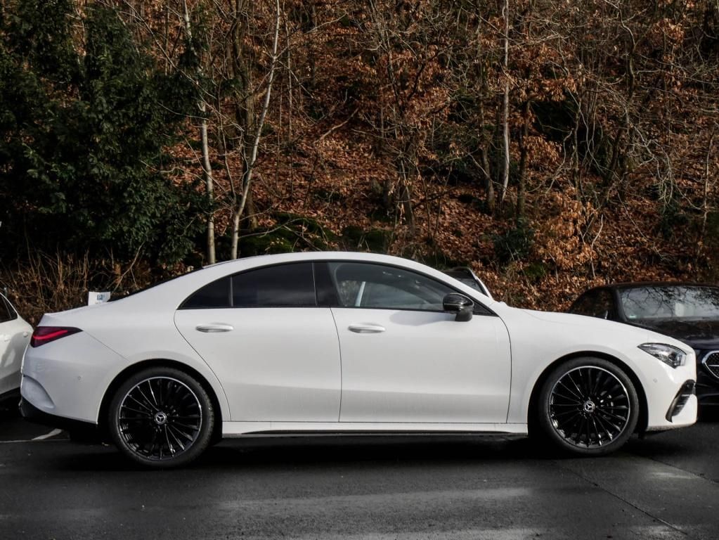 Mercedes-Benz CLA 180 2026