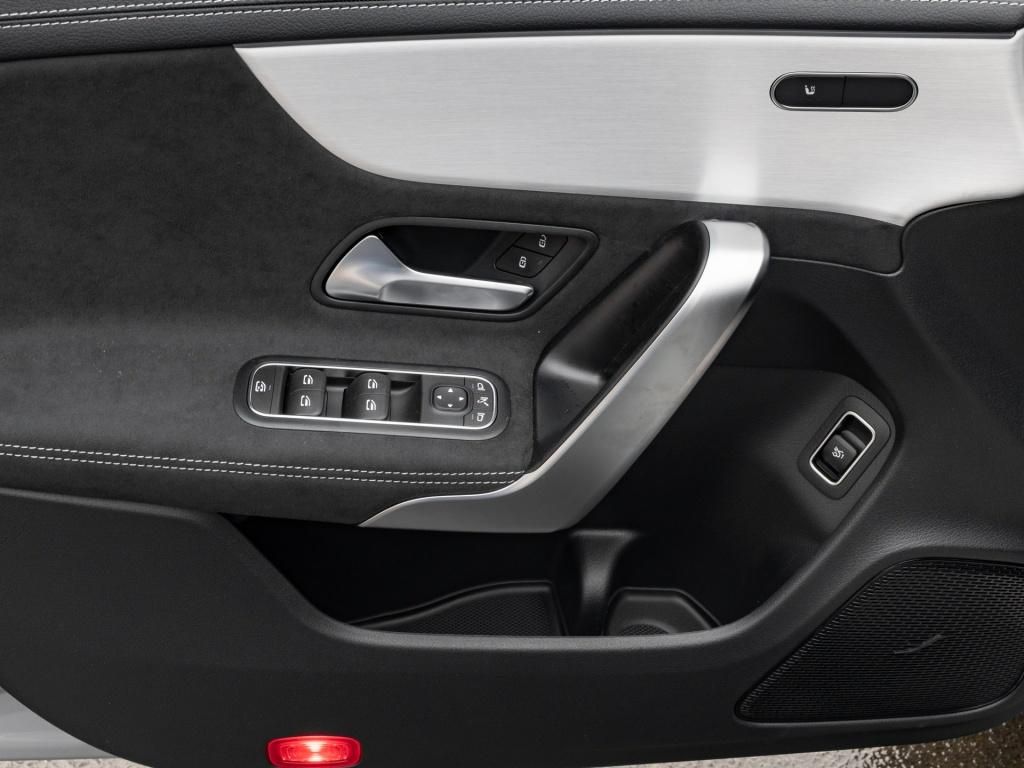 Mercedes-Benz CLA 180 2026