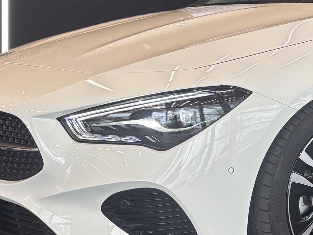 Mercedes-Benz CLA 180 2024