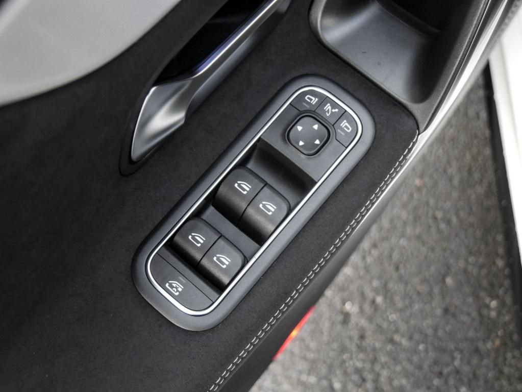 Mercedes-Benz CLA 180 2026