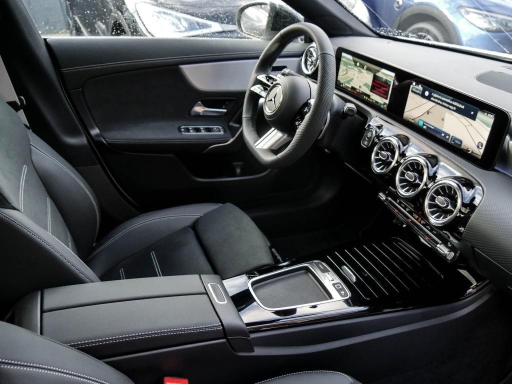 Mercedes-Benz CLA 180 2026