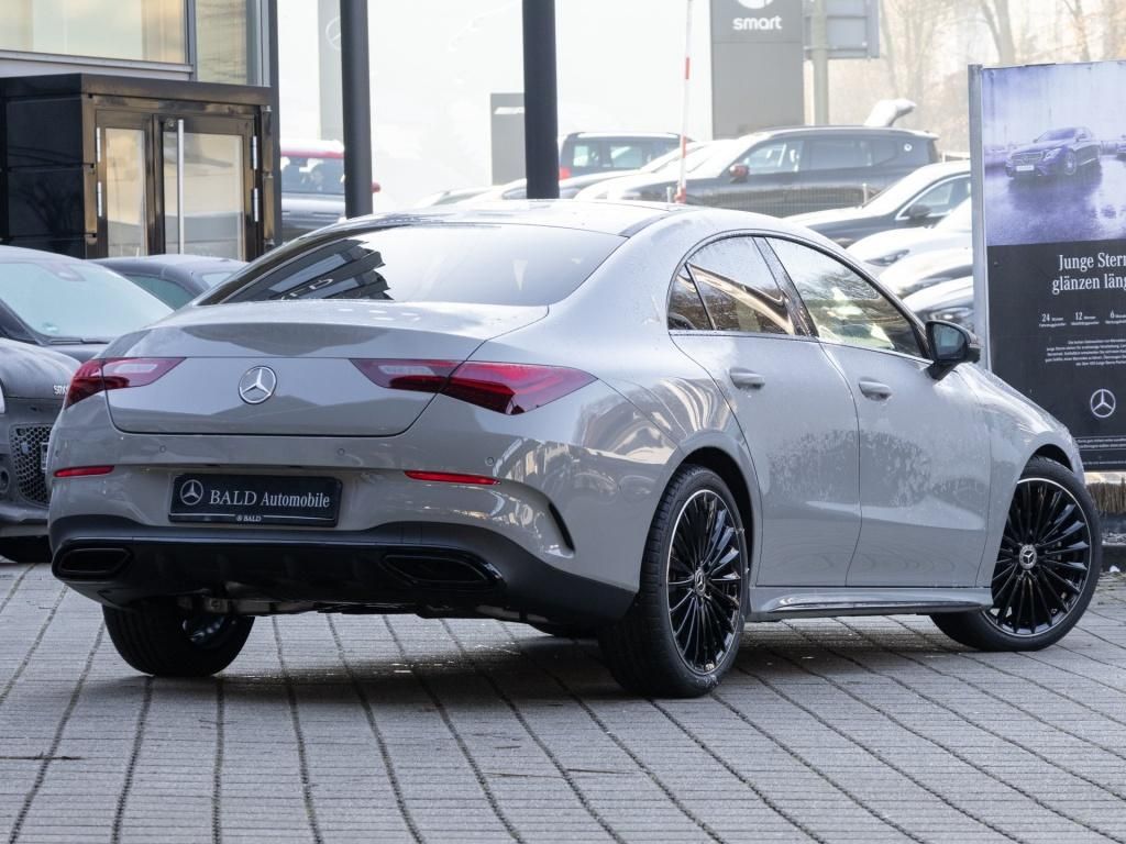 Mercedes-Benz CLA 180 2026